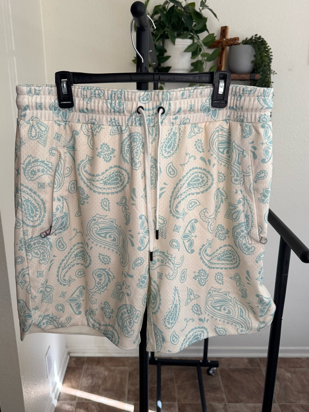 Mason Article Men’s XL Paisley Drawstring Mesh Shorts - Casual Beach Style NWT